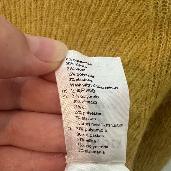 Alpaca wool sweater - Picture 3 of 9